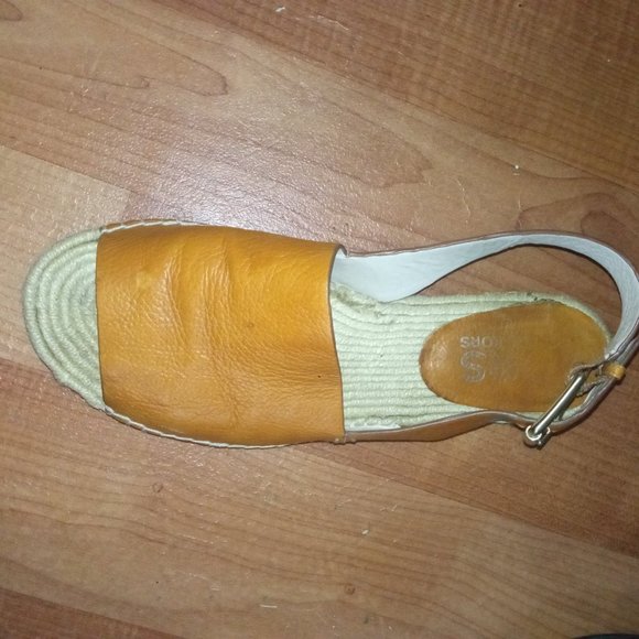 Michael Kors espadrille flat sandals, BUTTERY SOFT genuine leather. - Picture 3 of 4